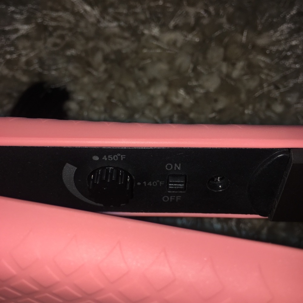 BRAND NEW NEVER USED ‼️ AMIKA hair straightener - Picture 4 of 4